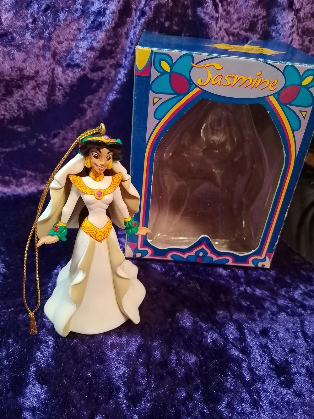 Disney Princess Jasmine & Aladdin Christmas Ornament Set